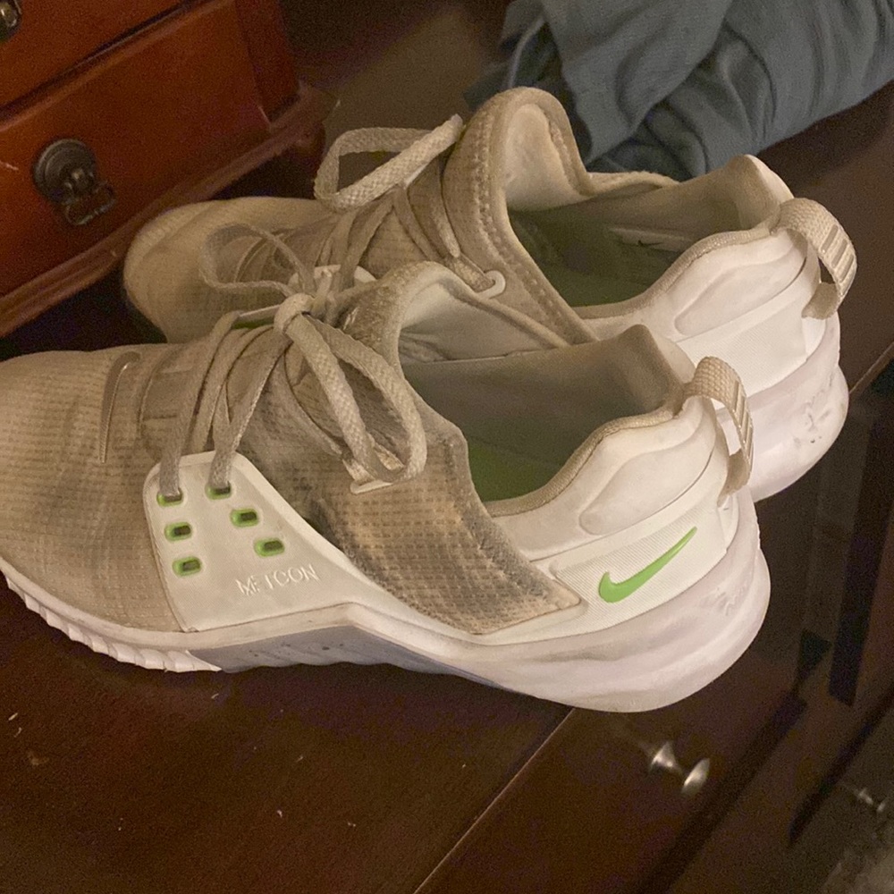 Nike metcon shoes